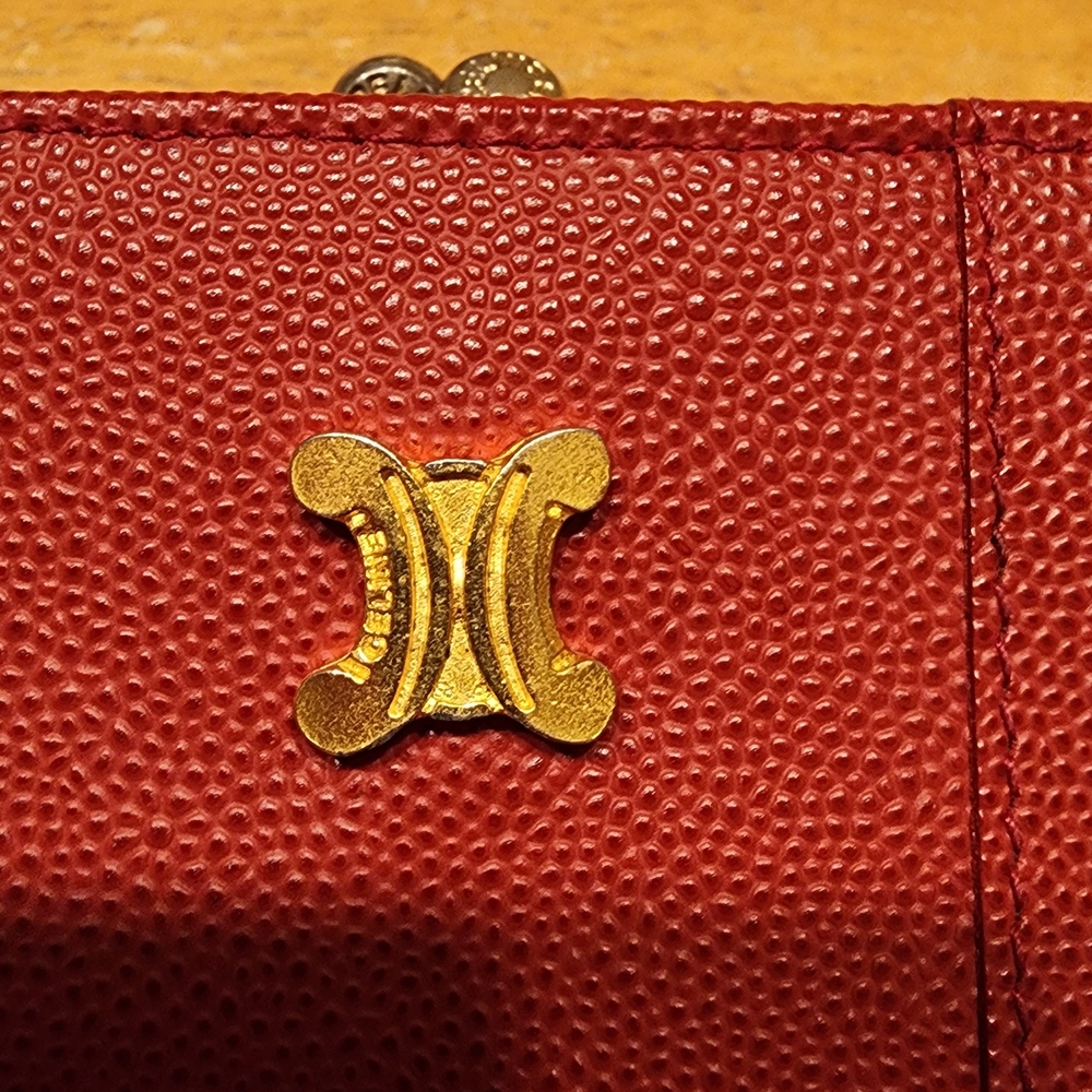 Celine Red Leather Triomphe Compact Wallet with Gold Hardware - Picture 2 of 16